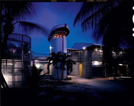
The spaceship-like turret is particularly stunning at night.
